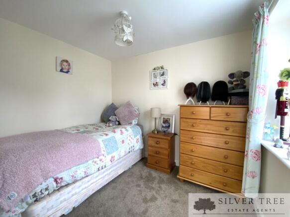 4 bed Detached for sale Image 10