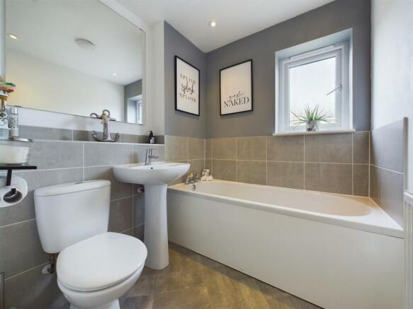 Bath 1.jpg
