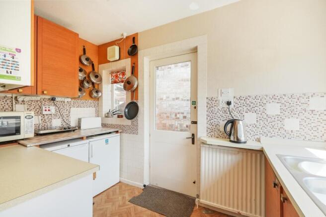 2 bed Detached Bungalow for sale Image 10