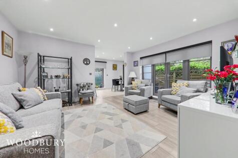 Roding Road, Loughton, IG10