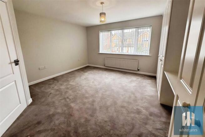 5 bed Detached to rent Image 7