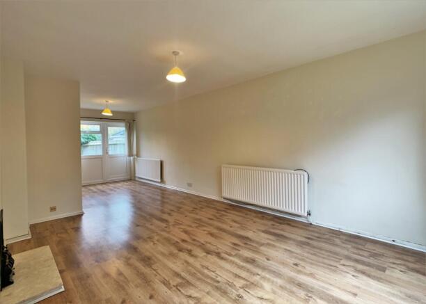 Sitting & Dining Room 