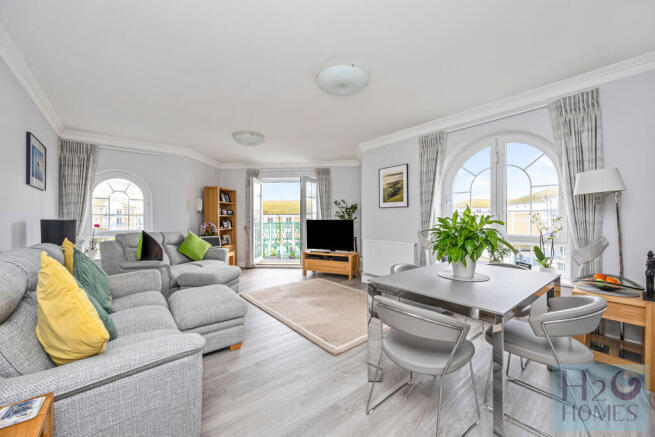 Wellington Court,...