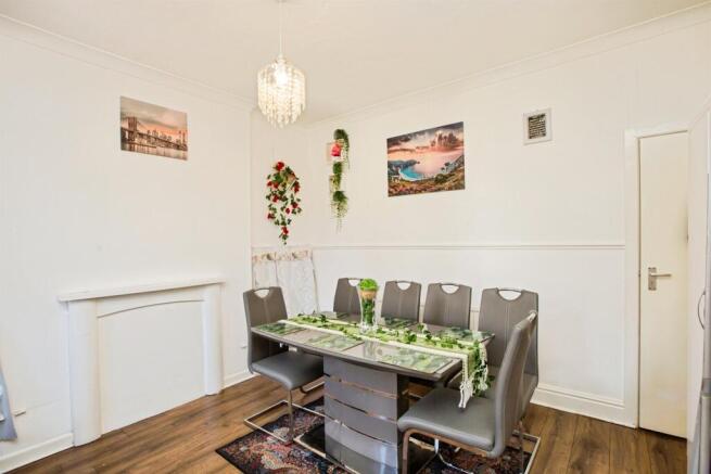 2 bed End of Terrace for sale Image 5