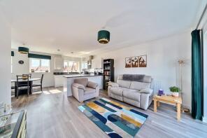 Flat 8, 151, High Street, Upton, Northampton NN5 4EN