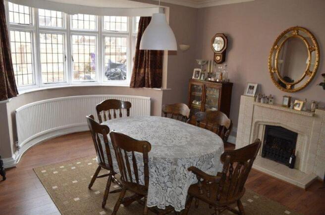 SITTING ROOM