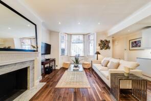 Flat E, 9, Rosary Gardens, London SW7 4NN