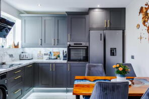 21, Templars Firs, Swindon SN4 7EW