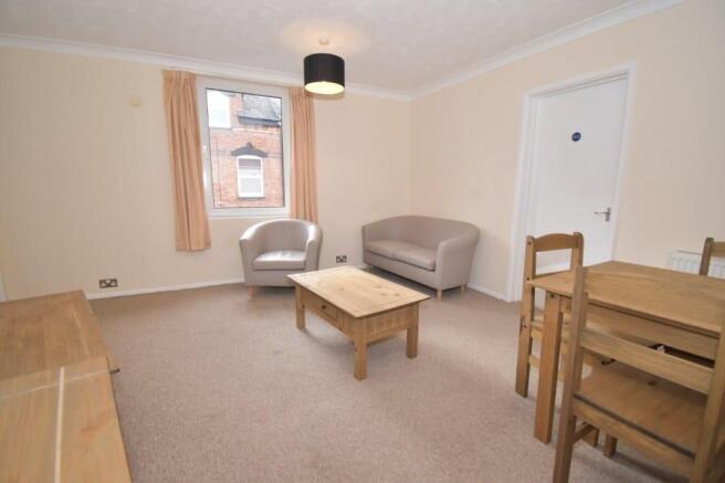 1B Springfield Road, St James, Exeter, EX4 photo 3