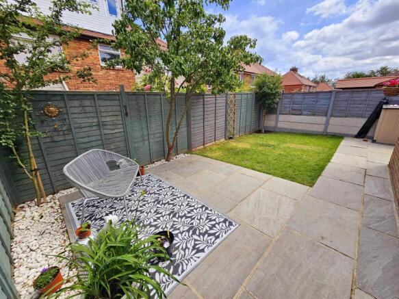 3 bed Semi-Detached for sale Image 12