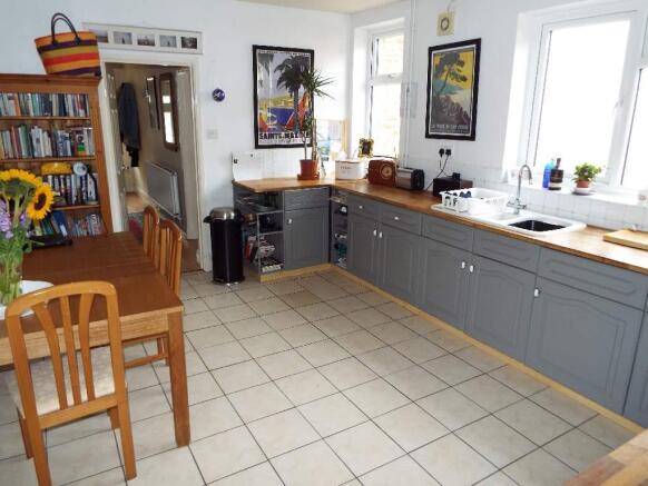 Photo 5