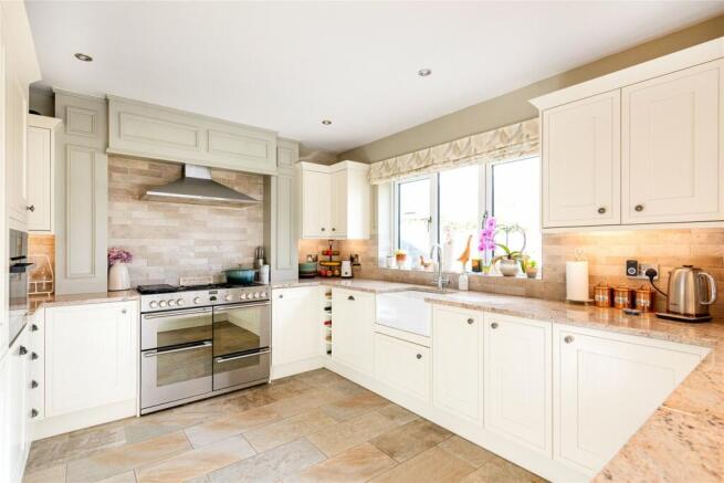 Kitchen/Dining