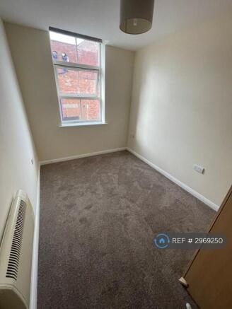 2 bed Flat to rent Image 8