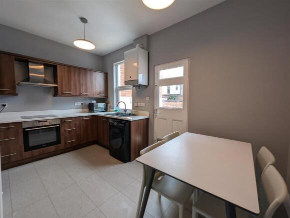 Kitchen/Breakfast Room