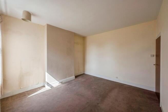4 bed Semi-Detached for sale Image 11
