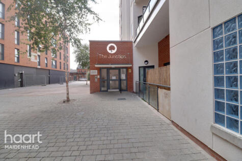 Grays Place, SLOUGH