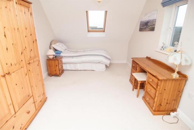 BEDROOM FIVE