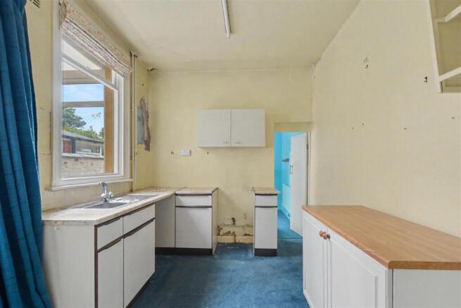 Kitchen_1.jpeg