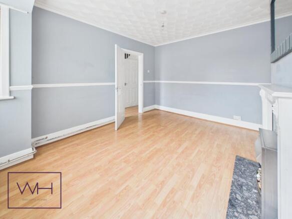 3 bed Semi-Detached for sale Image 8