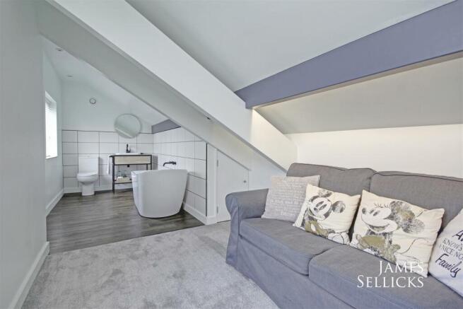 Ensuite bathroom