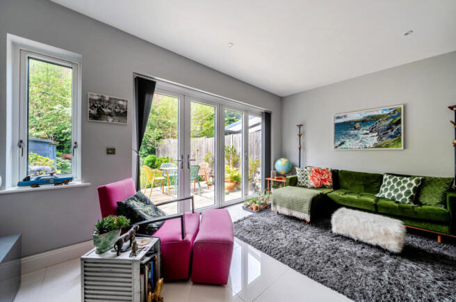 1441297-11-69de2b...