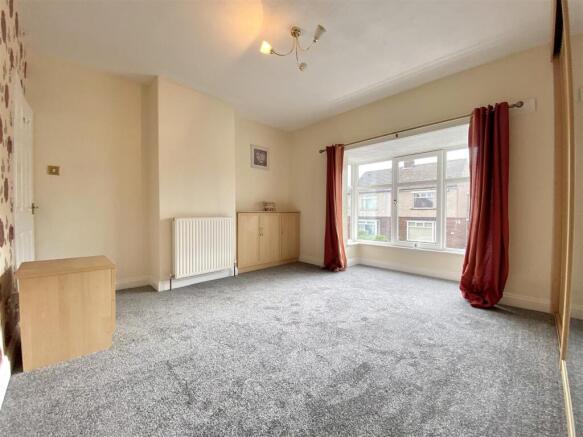 2 bed Semi-Detached for sale Image 11