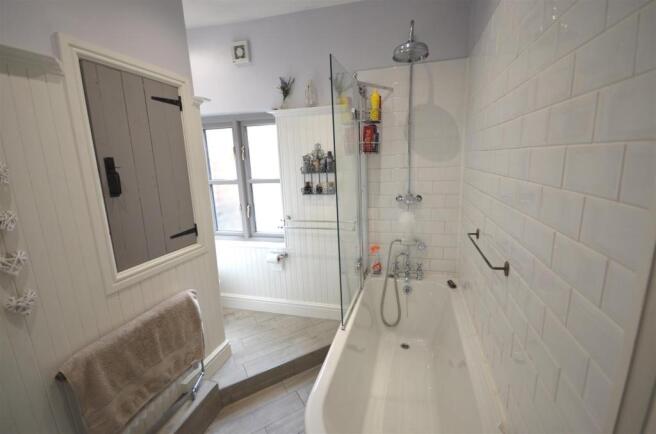 new bathroom.jpg