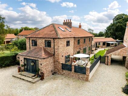 Camden House, Lower Dunsforth, York