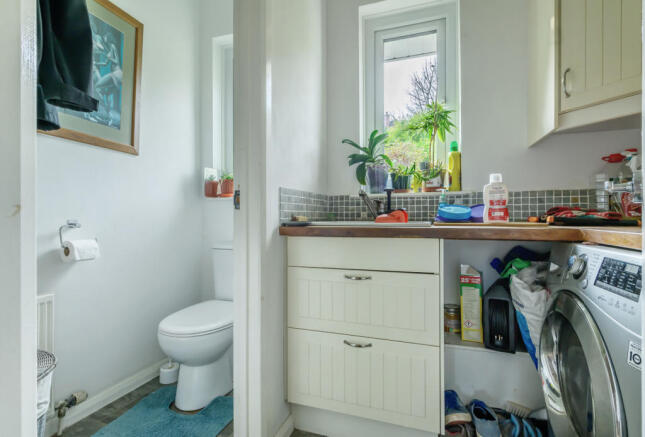 Gf Wc & Utility Room