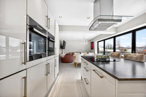 Greenhills Road, Nottingham, NG16