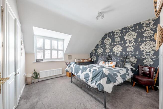 3 bed Terraced for sale Image 9