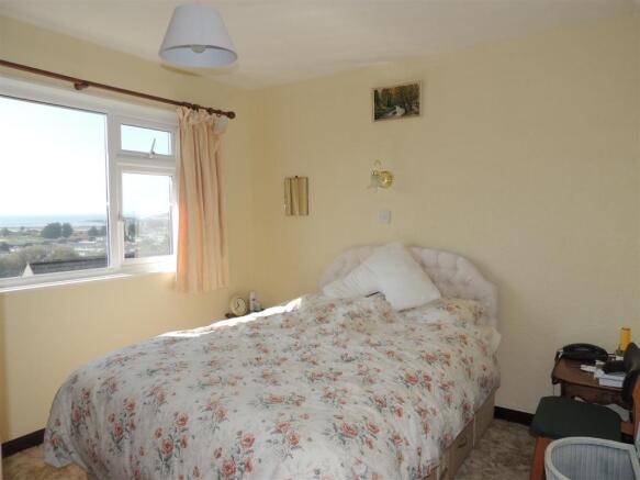 Bedroom 2: