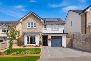4, Westwood Court, Lawthorn, Irvine KA11 2FL