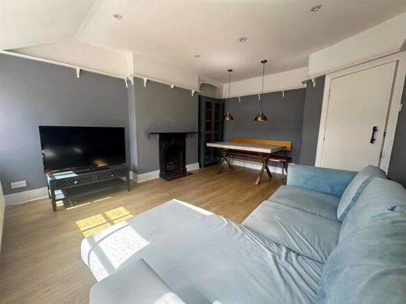 Lounge 2_inPixio.jpg