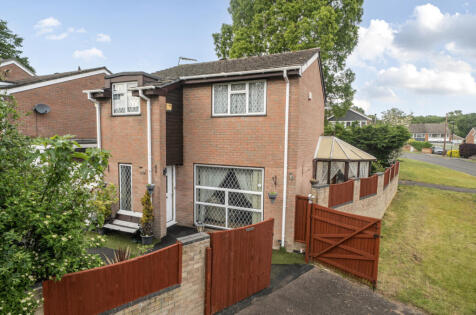 Gannet Close, Lordswood, Southampton, Hampshire, SO16
