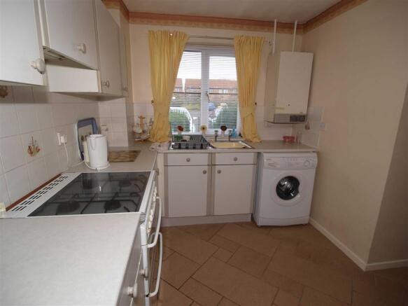 KITCHEN CONT'D