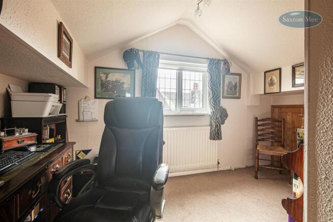 3 bed Detached for sale Image 11