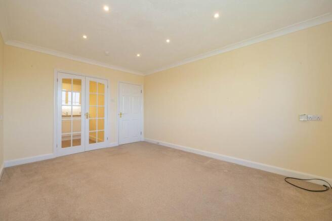 Chapel Road, Hothfield, Ashford, Kent, TN25 photo 4