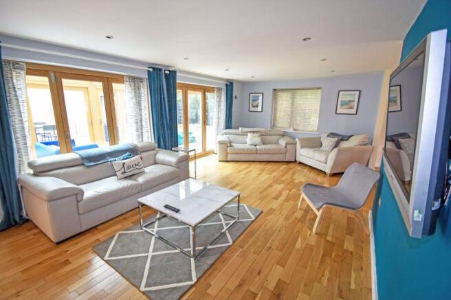 Open Plan Lounge
