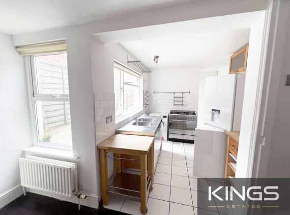 42 Earls Rd (4)lo...