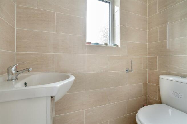 8608384-interior22.jpg