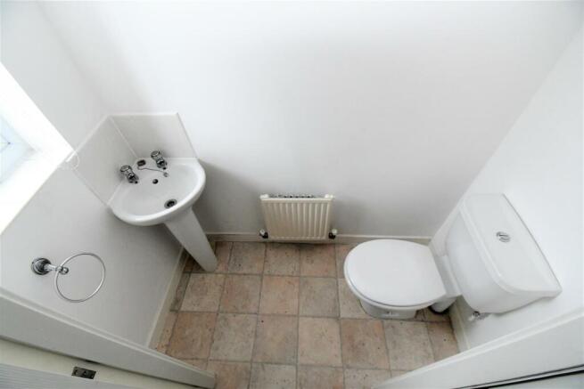 Cloakroom/Wc