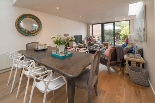 BEAUTIFUL GEORGIAN TOWNHOUSE - Medina Road, Cowes photo 4