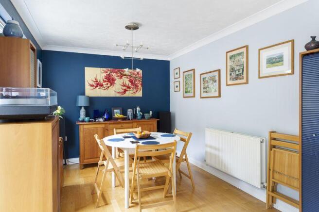 Kitchen / Dini...