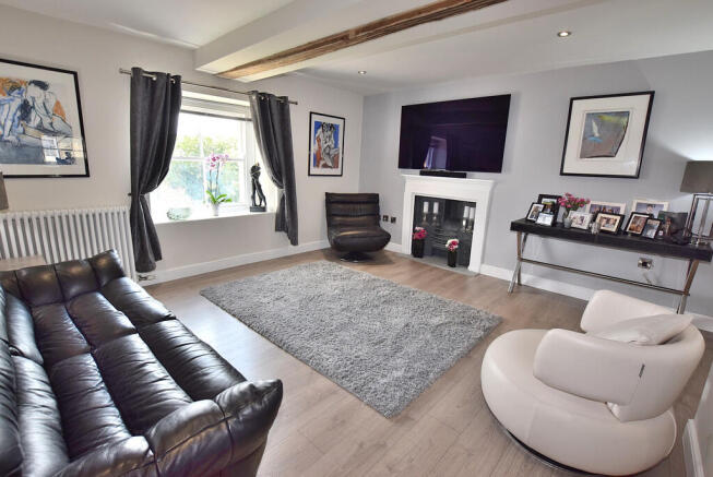 3 bed Apartment for sale Image 7