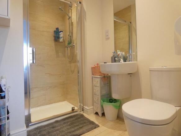 en-suite 1