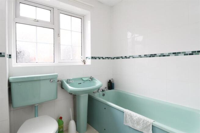 3 bed Detached Bungalow for sale Image 8