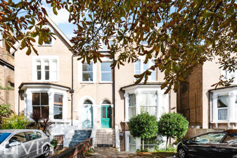 Bedford Hill, London