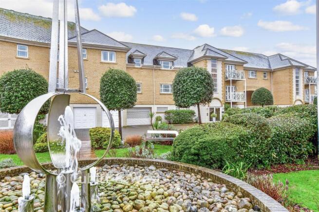 External Lifestyle Photograph