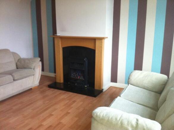 Lounge feature fire